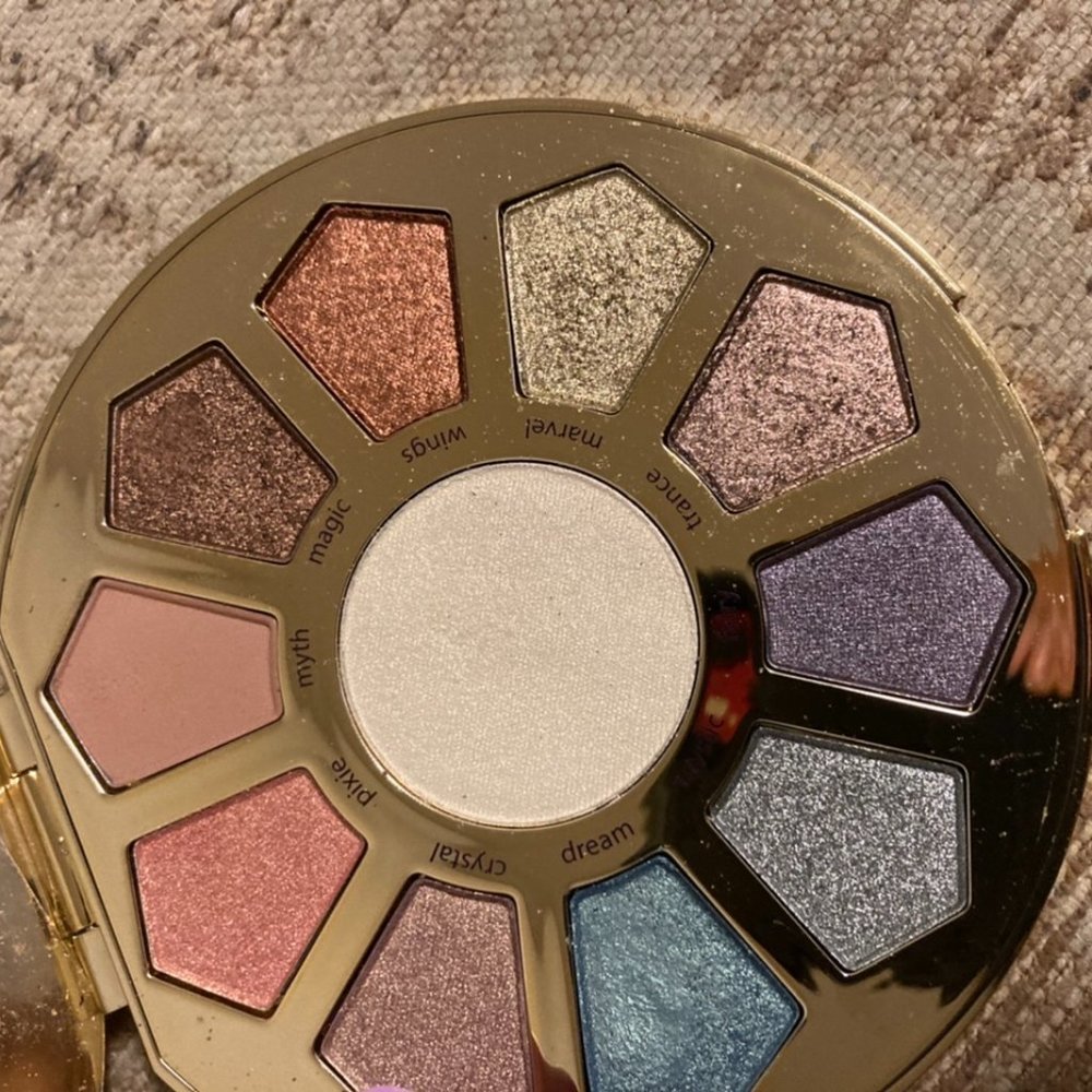 Tarte Cosmetics Make believe in Yourself Palette